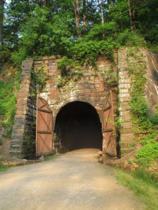 Tunnel 1